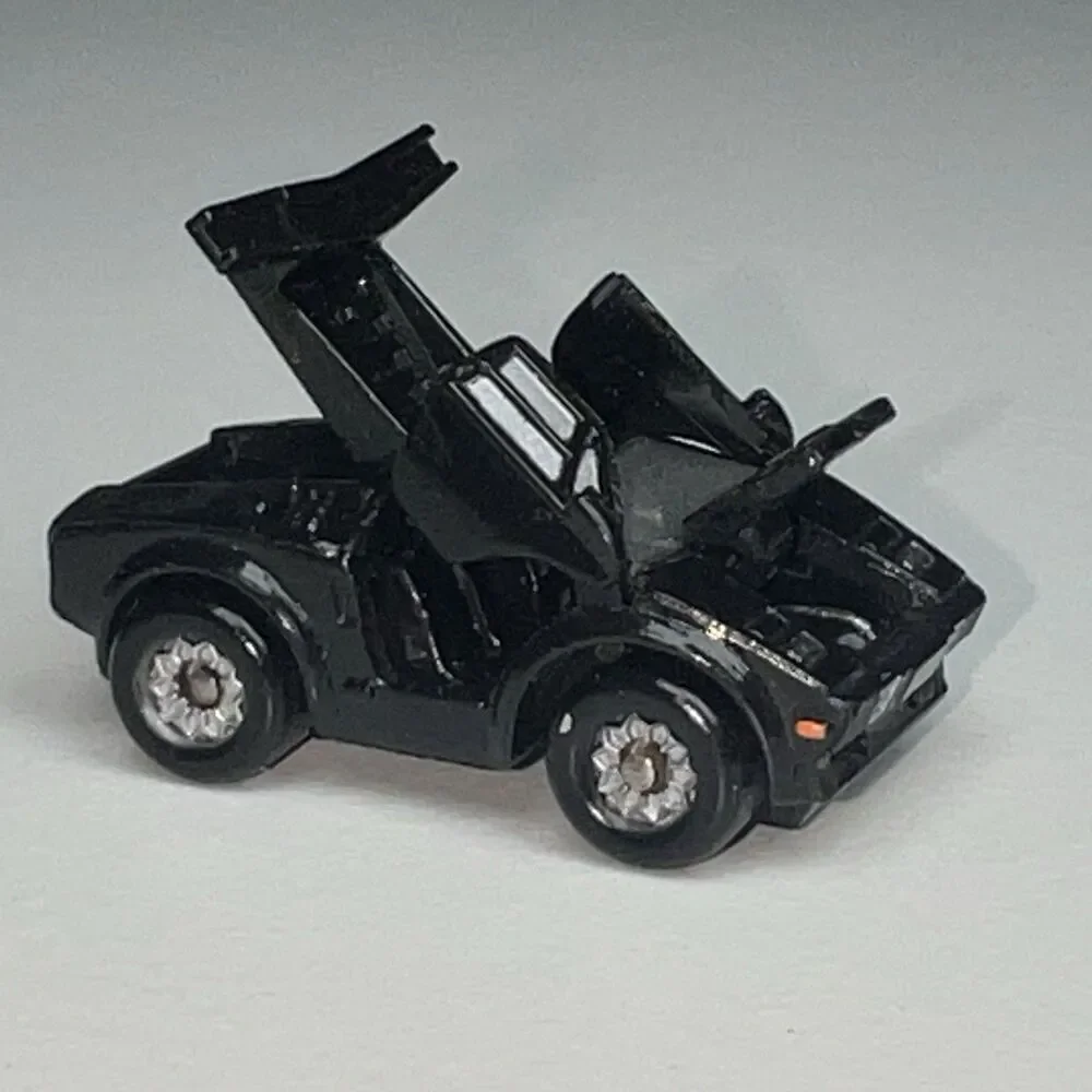 Vintage 1988 Galoob Micro Machines Deluxe Black Lamborghini Countach HTF